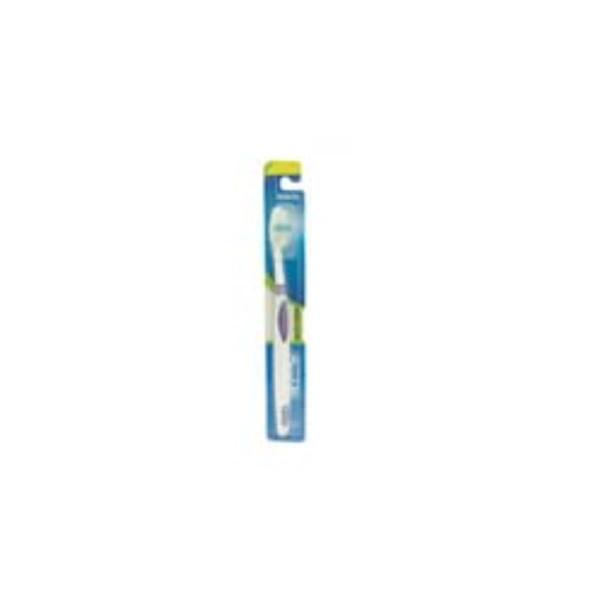 Oral B Tooth Brush Medium